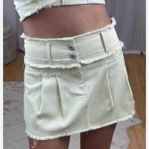 Trendy Fun Pleated Micro Mini Skirt women medium pale yellow button zip up